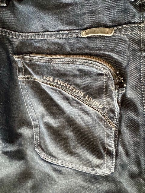Jeans Diesel model Poiak rozm. 32x32