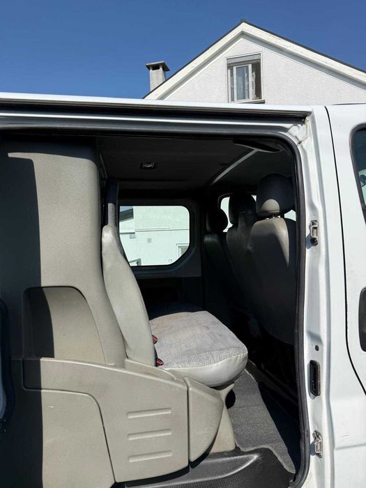 Renault Trafic 2.0 6 Lug