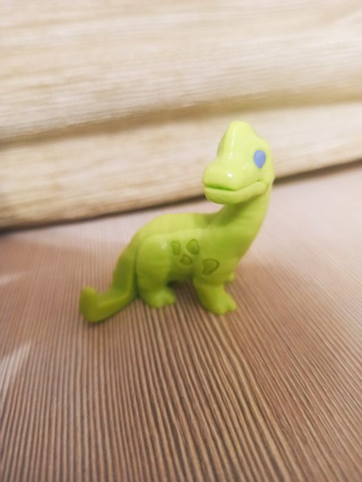 Kinder joy funko pop Jurassic world, Jurassic park