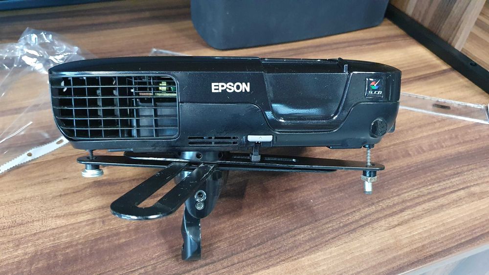 Проектор мультимедийный Epson EB-S72