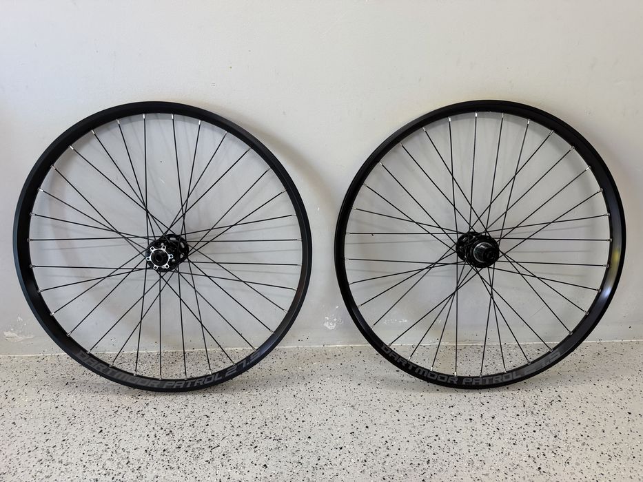 Koła rowerowe 27,5” MTB/XC/ENDURO Tanke Black Boost Dartmoor Patrol