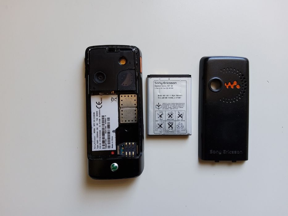 Vendo Sony Ericsson W200i usado