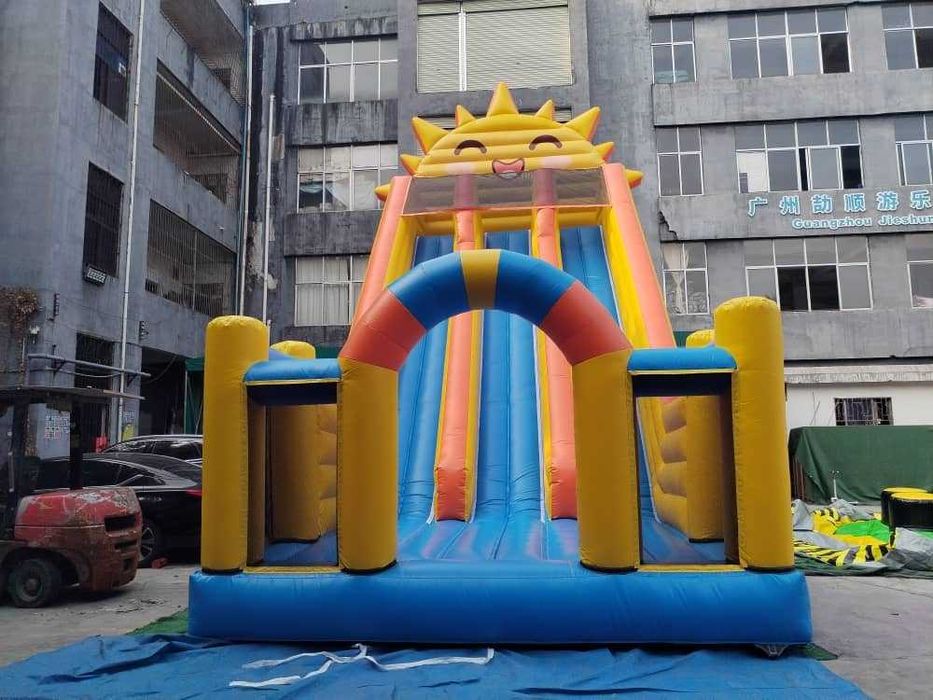 Nowy plac zabaw LODY wymiary 7 m x 7 m x 6 m