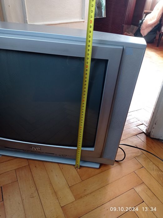 Продам телевізор JVC. Доставка по місту безкоштовна