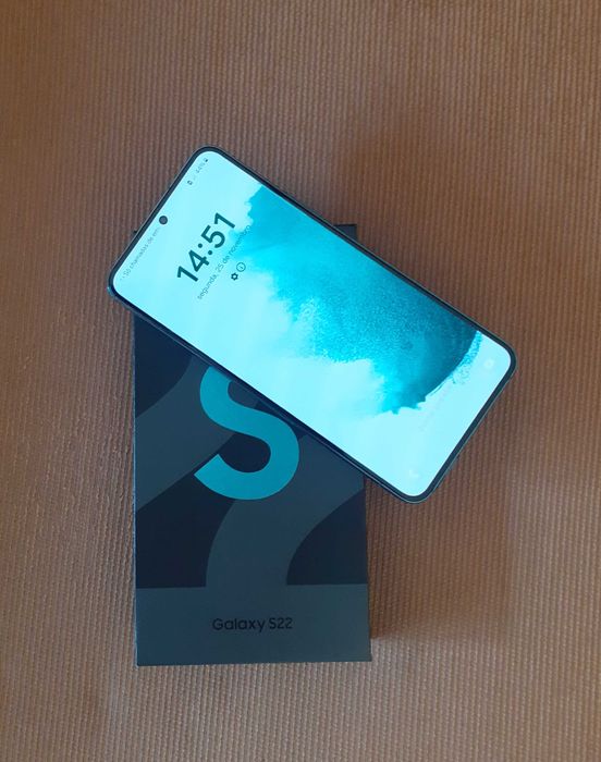 Samsung S22 128 GB green