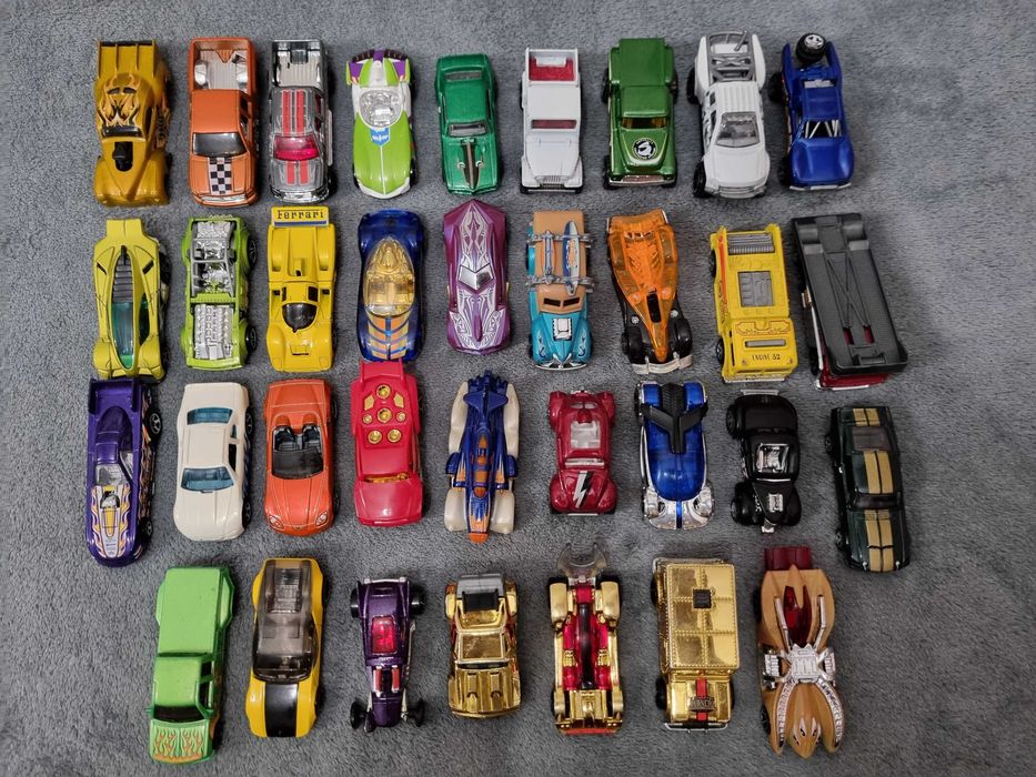 Zestaw samochodzików Hot Wheels Jak nowe!
