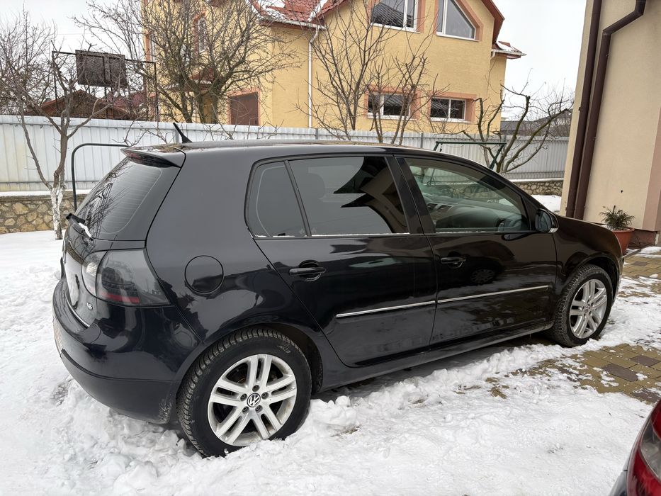 VW Golf 5 свіжопригнаний з Німеччини. 1.6 МРІ, розмитнений.