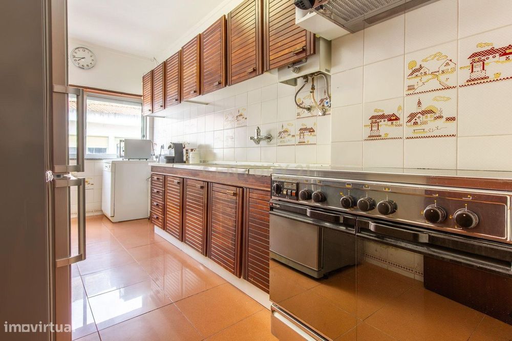 Apartamento T1 Mobilado - Stº António de Caparica
