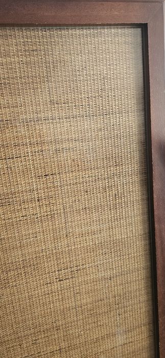 mesa de centro de madeira e rattan