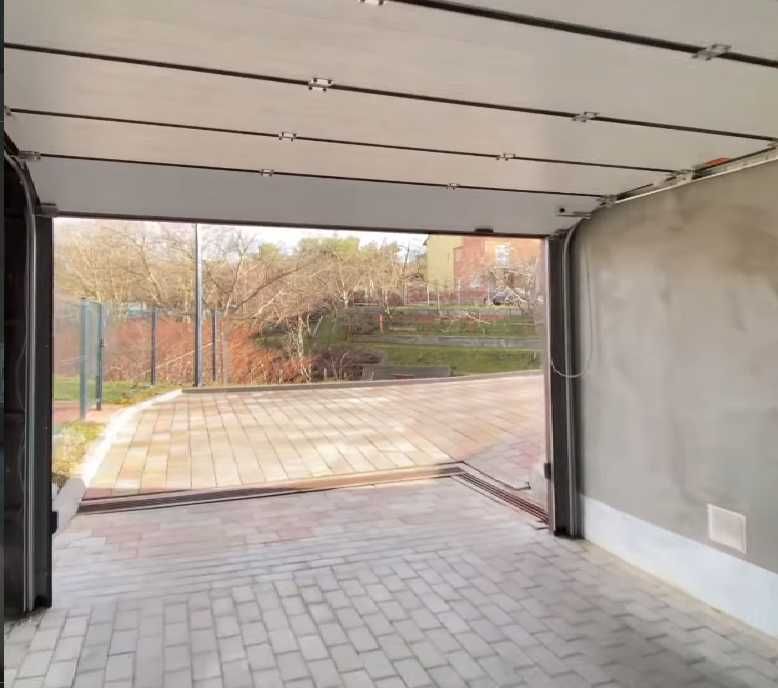 Оренда закритого паркомісця 15кв. в новобудові, вул. Молдавська