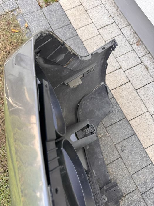 Zderzak dodge challenger