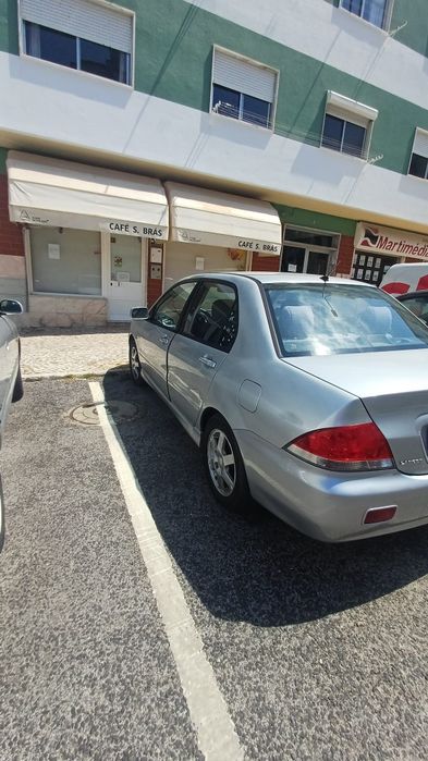 Vende-se Mitsubishi Lancer de 2004