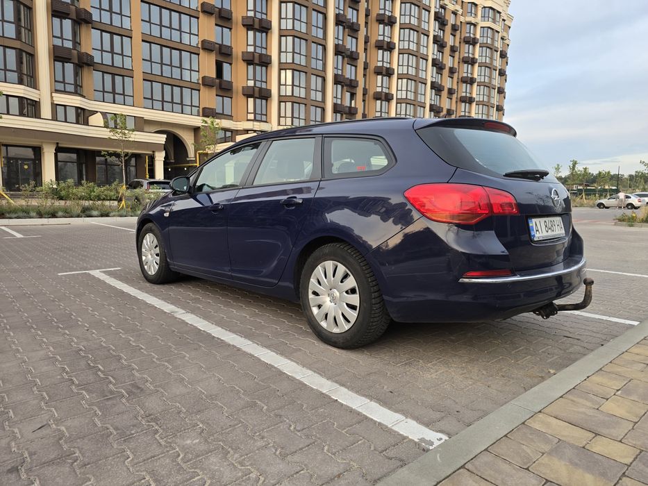 Opel Astra J  2013