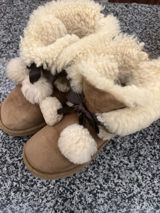 UGG для дівчинки 31 розмір