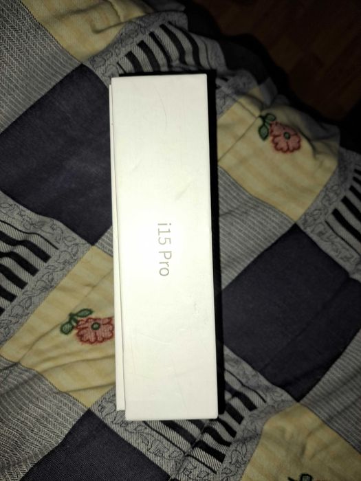 Smartfone i15 pro novo