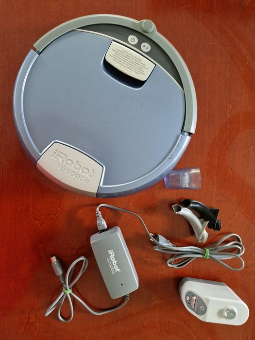 Robot do mycia podłóg Scooba iRobot