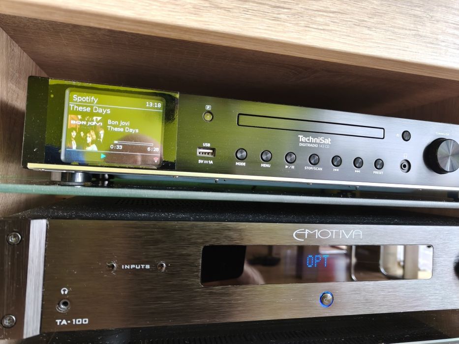 TechniSat digitradio 143 CD V3