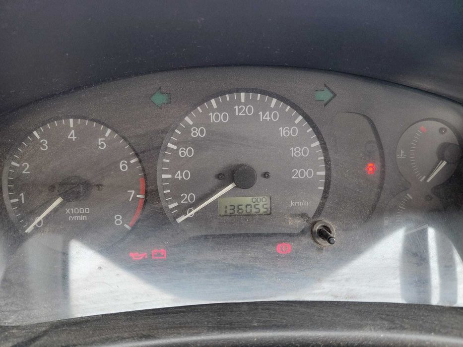 Mitsubishi colt 136 mil kms