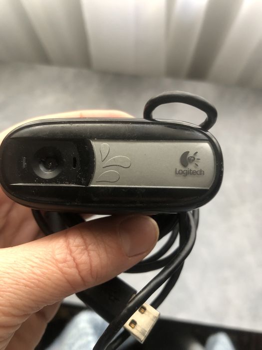 Вебкамера логітех