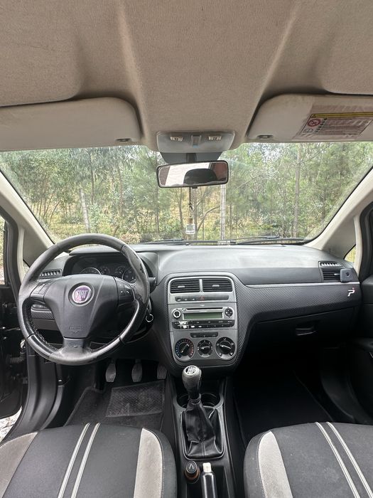 Fiat Grande Punto 1.3 Multijet 75 CV – Único Dono – Bem Estimado