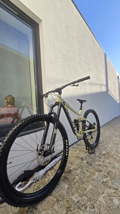 Bicicleta norco (dupla suspensão)