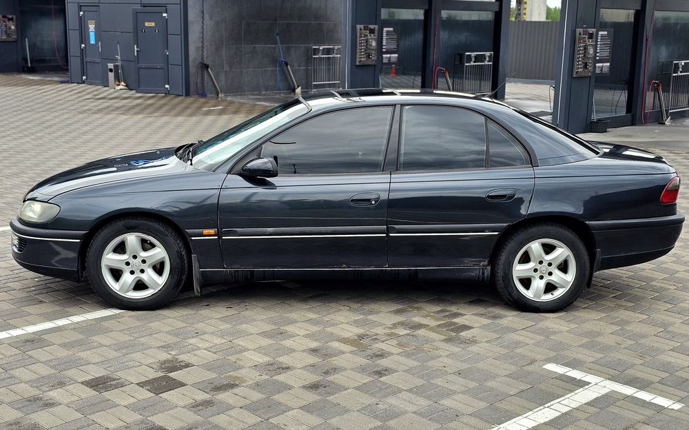 Opel Omega B 1997 2.0 механіка