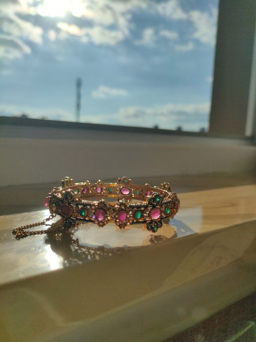 Браслет красивый, серьги