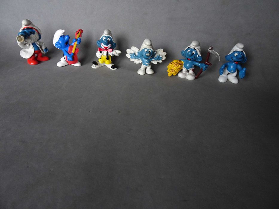 Figuras em PVC diversas da coleção Estrunfes Estrumpfes