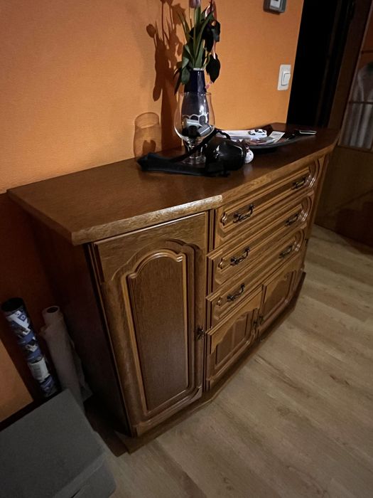 Meble dębowe do salonu