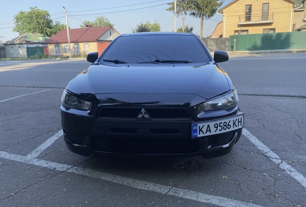 Продам Mitsubishi Lancer X
