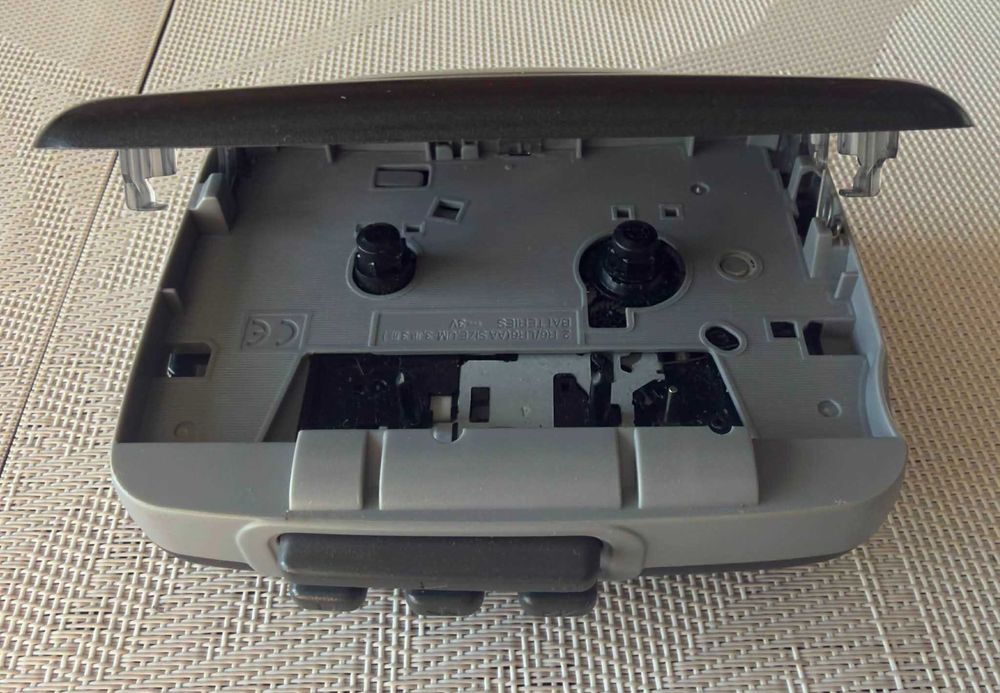 Zestaw Panasonic RQ-CW02 + słuchawki i Roadstar PCD-2006