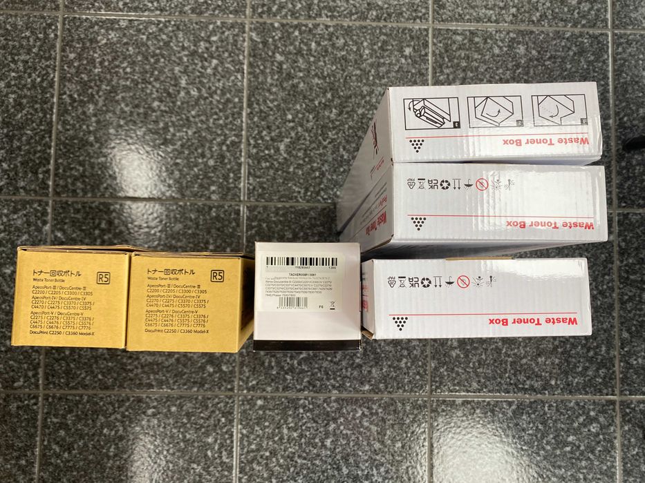 Waste toner container - Recipiente residuos usados - WorkCentre 7435