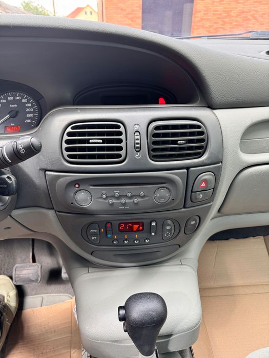 рено меган автомат за 4500$