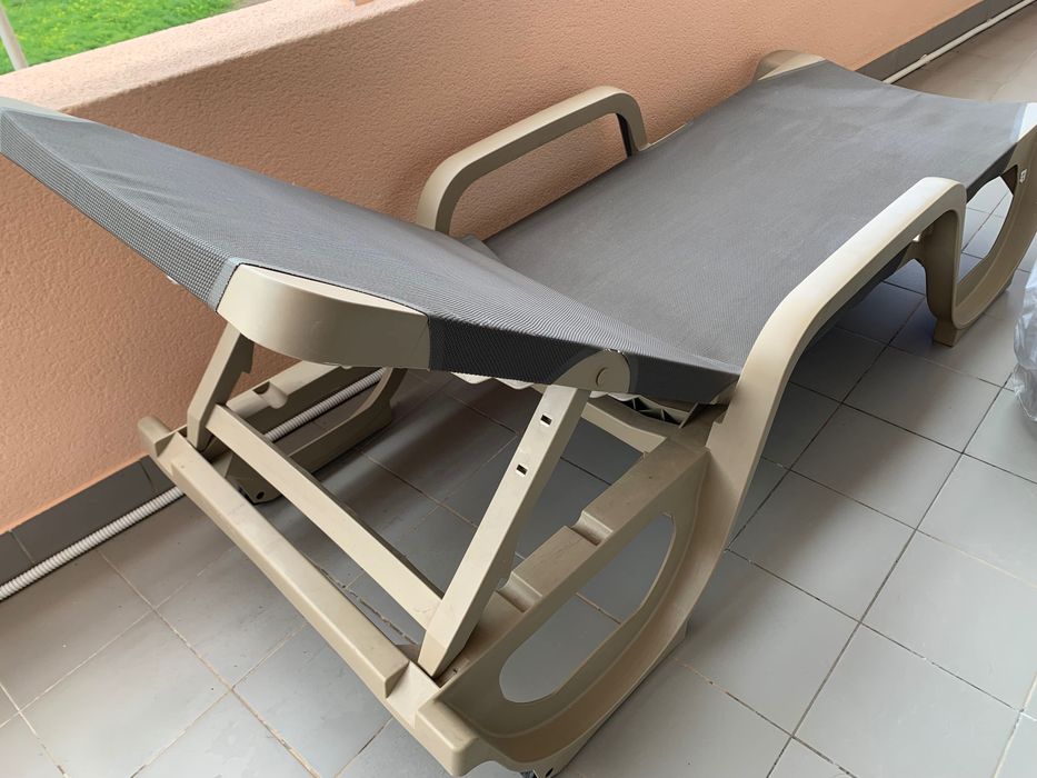 Espreguiçadeiras de resina LENA CASTANHO TAUPE