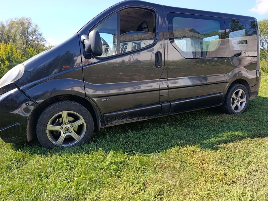 Opel Vivaro Опель Віваро