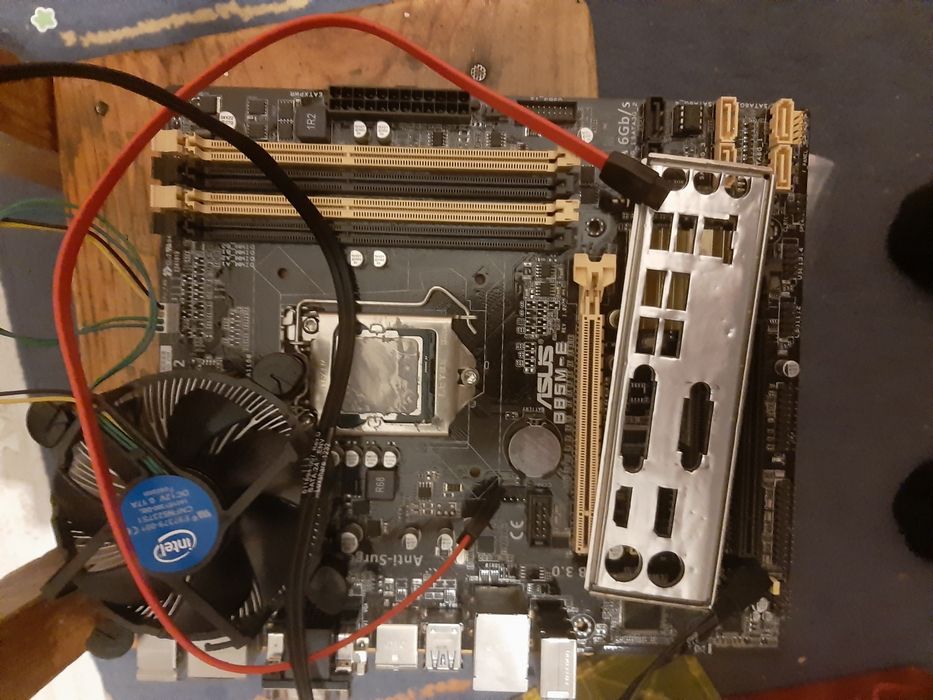 Asus b85 me  lga 1150