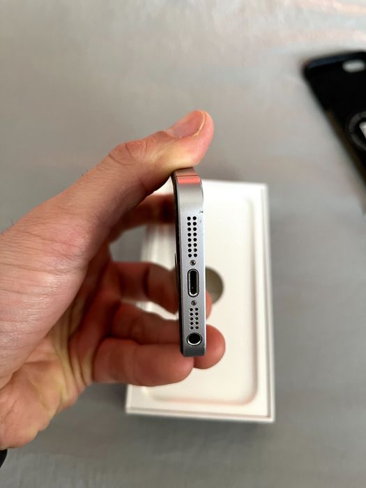 iPhone SE para Peças 32GB com caixa