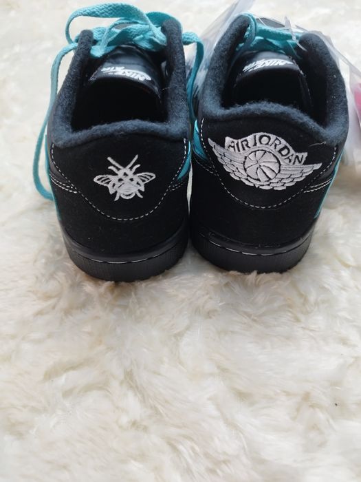 Jordan 1 Travis Scott Tiffany