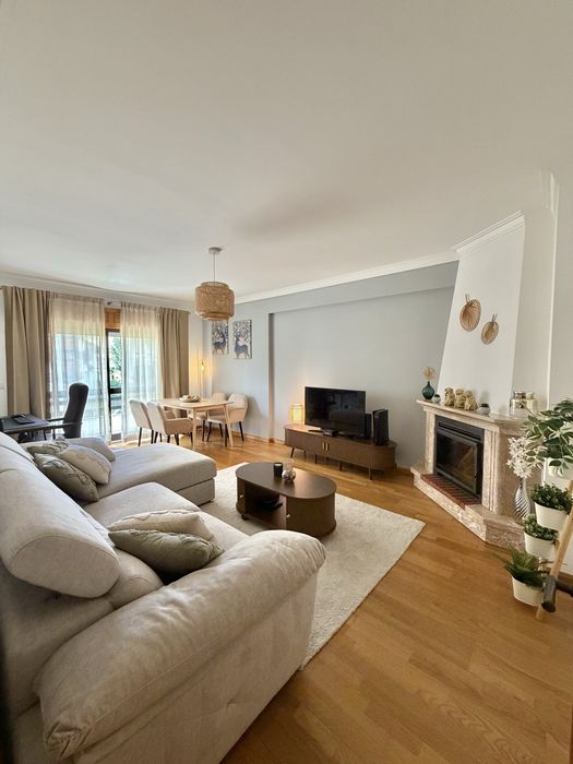 T2, 5.º andar, 90m2, Avenida do Miradouro, queluz