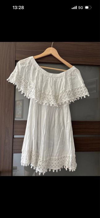 Biala sukienka roz S