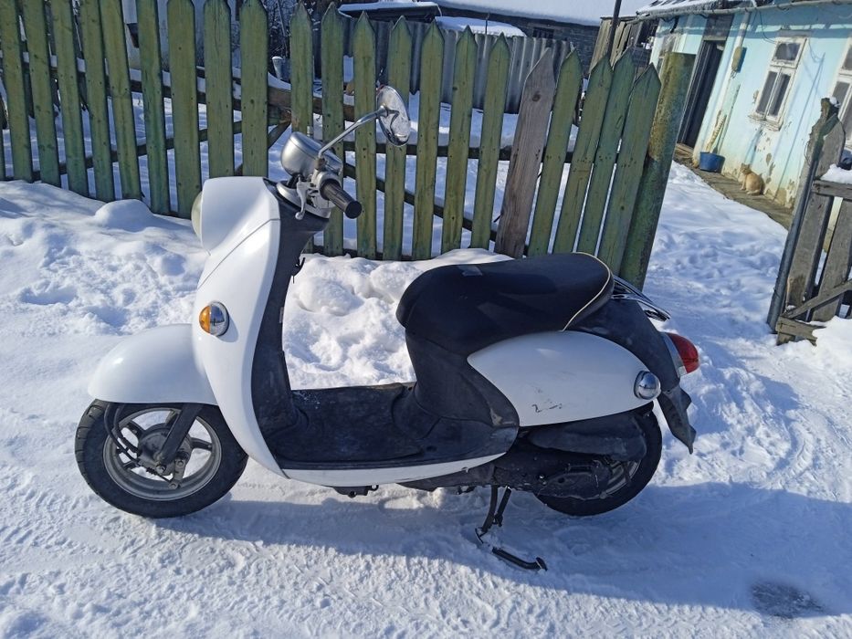 Продам скутер  ямаха віно