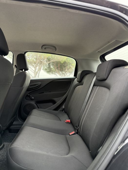 Fiat Punto 1.2 / 84.000km - 2015 - Garantia