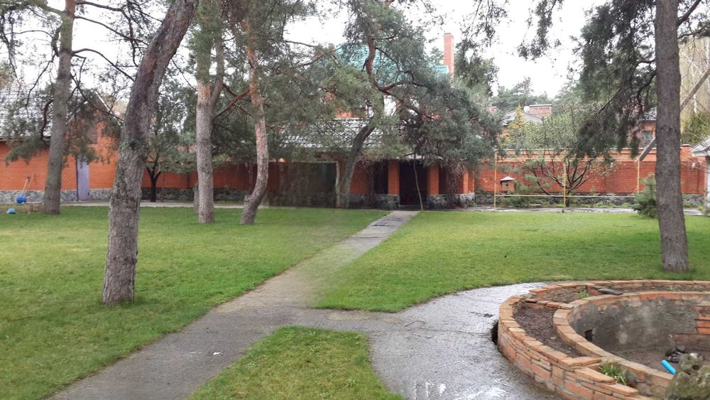 Продам дом в элитном районе