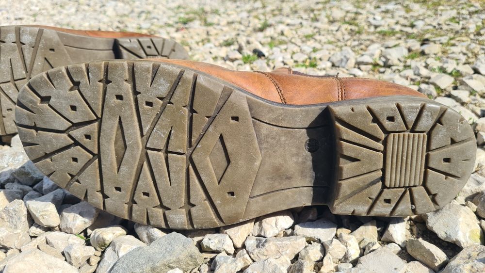 Buty skórzane sztyblety 44