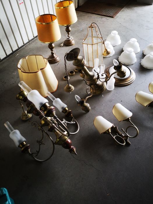 Candeeiros apliques  e abajurs antigos