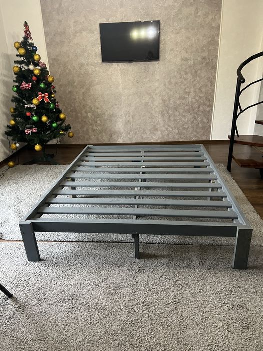 Ліжко двоспальне деревяне