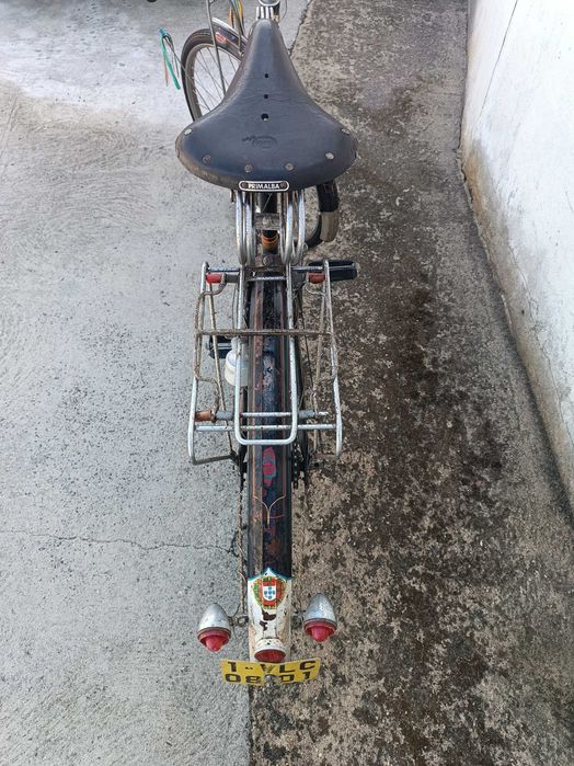 Bicicleta pasteleira antiga