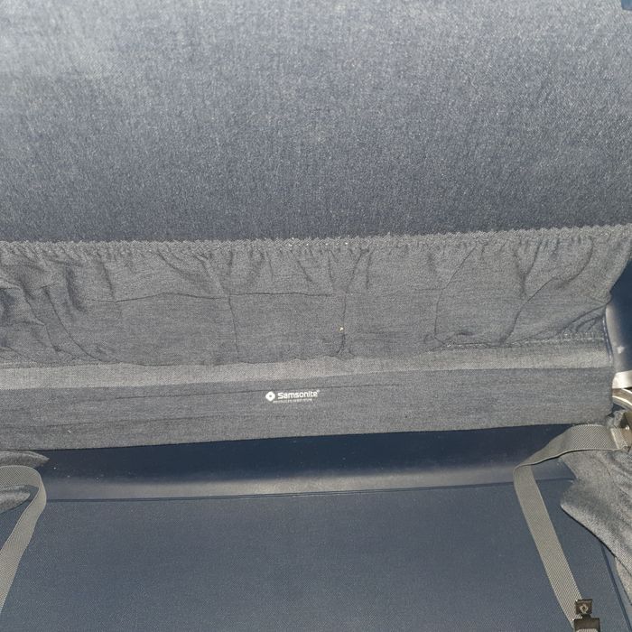 Walizka twarda firmy samsonite
