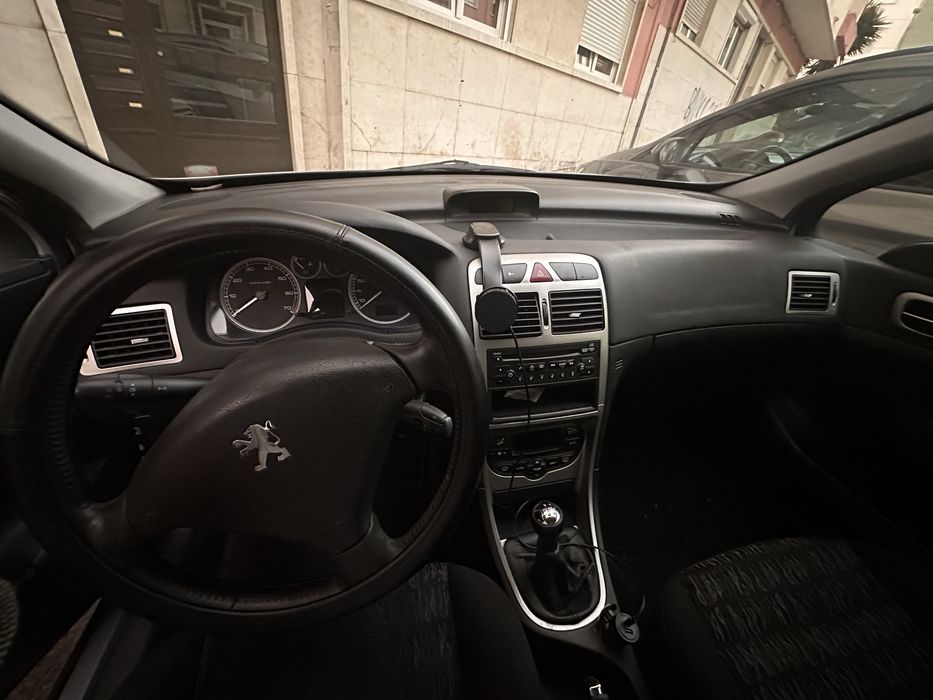 PEUGEOT 307  1.4 — photo 4