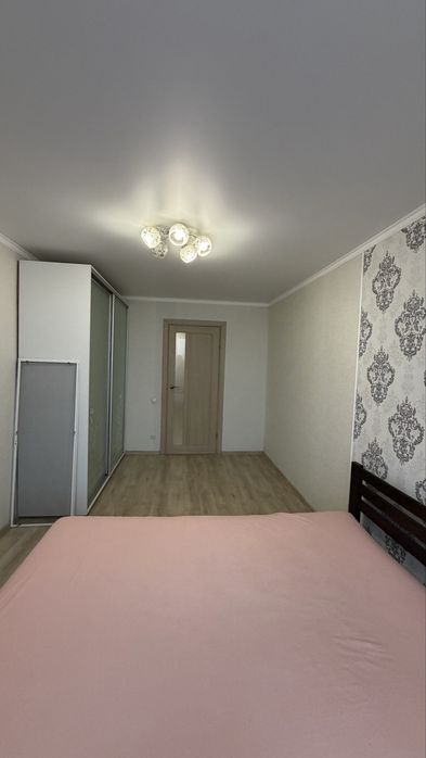 Сдам трехкомнатную квартиру на Репина!!